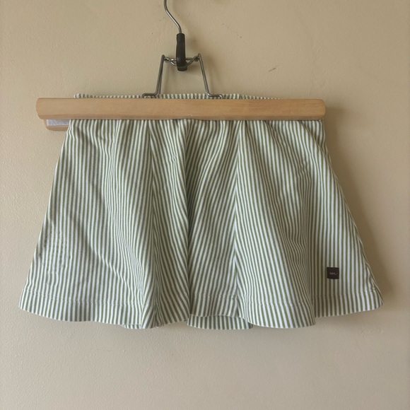 Tea Collection Striped Green Skirt Girls Size 5T Built in - Picture 1 of 4